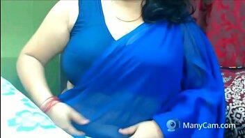 sexy aunty boobs in blue saree