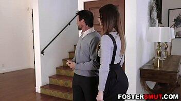 step daughter learns how to please her stepdaddy - fucked up family porn