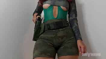 Militar sexy treinando