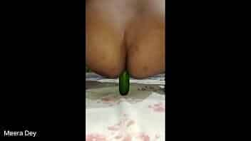 Desi indian aunty playing Cucumber