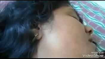 Desi bhabi hard fuck and blowjob in his hhusbend and face fuck