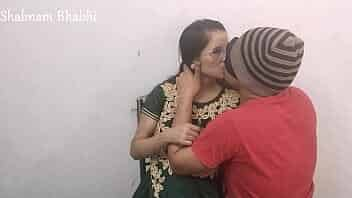 Beautiful Indian Housewife Seductive Erotic Sex With Cumshot