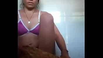 Suman Dhunwa sexy aunty