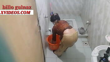 desi girl taking a bath