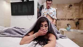 FILTHYFAMILY - Cuban MILF Valerie Kay Took My Virginity