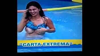 Claudia Ramirez muestra las Tetas en Programa VEX