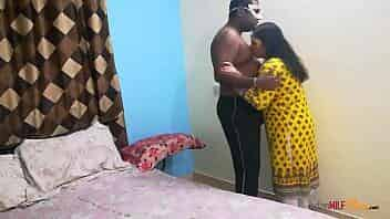 Horny Big Ass Shanaya Bhabhi With Her Indian Tamil Husband