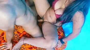 तुम्हारा लंड बहुत मोटा है आराम से डालो मेरी चूत फट जाएगी xxx soniya hindi video