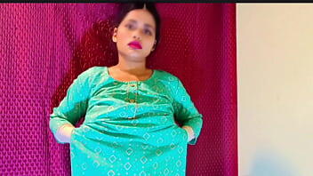Desi Girl Shanvi homemade sex with boyfriend