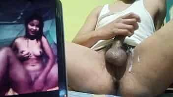 Boro girl fingering pussy to make her lover cum